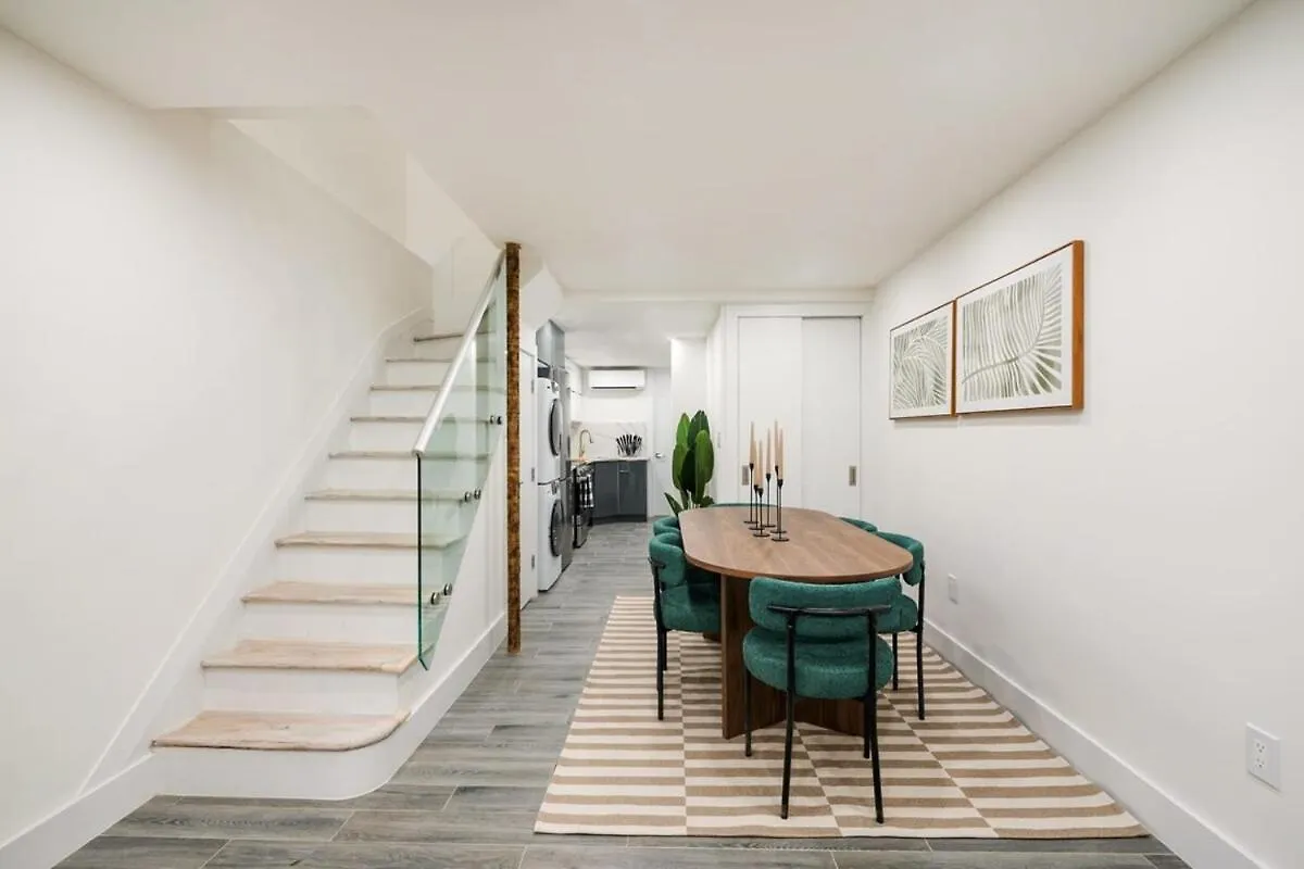 شقة 317-1D New 2Br Duplex Wd Private Backyard نيو يورك 0*,  الولايات المتحدة الأمريكية