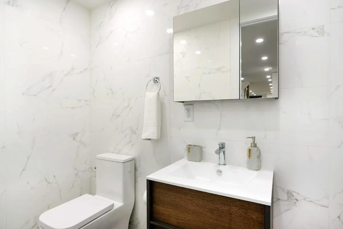 شقة 317-1D New 2Br Duplex Wd Private Backyard نيو يورك 0*,